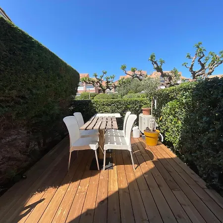 * * Piscine Apartment Palavas-les-Flots