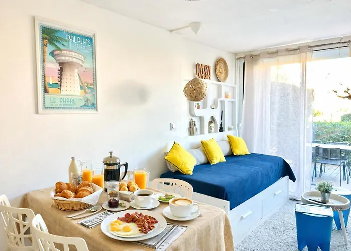 * * Piscine Διαμέρισμα